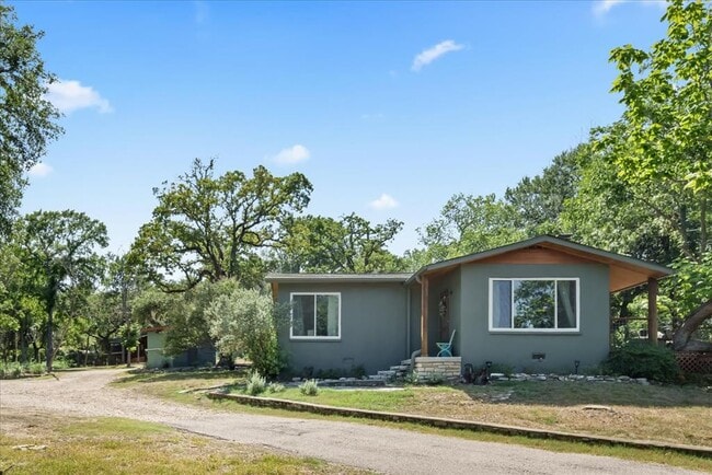 Primary Photo - 2108 River Hills Rd