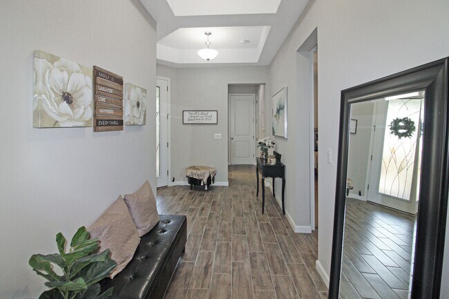 Building Photo - 11849 Tapestry Ln