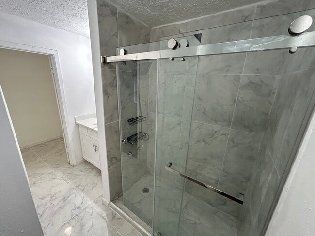 Building Photo - 2714 Spring Pl Dr