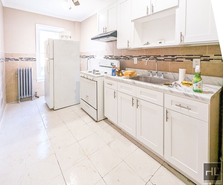 Primary Photo - FULTON STREET