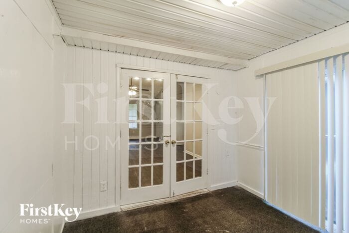 Building Photo - 1163 Mainstreet Valley Dr