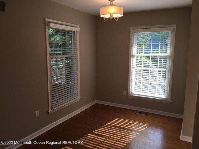 Building Photo - 23 Wyckham Rd