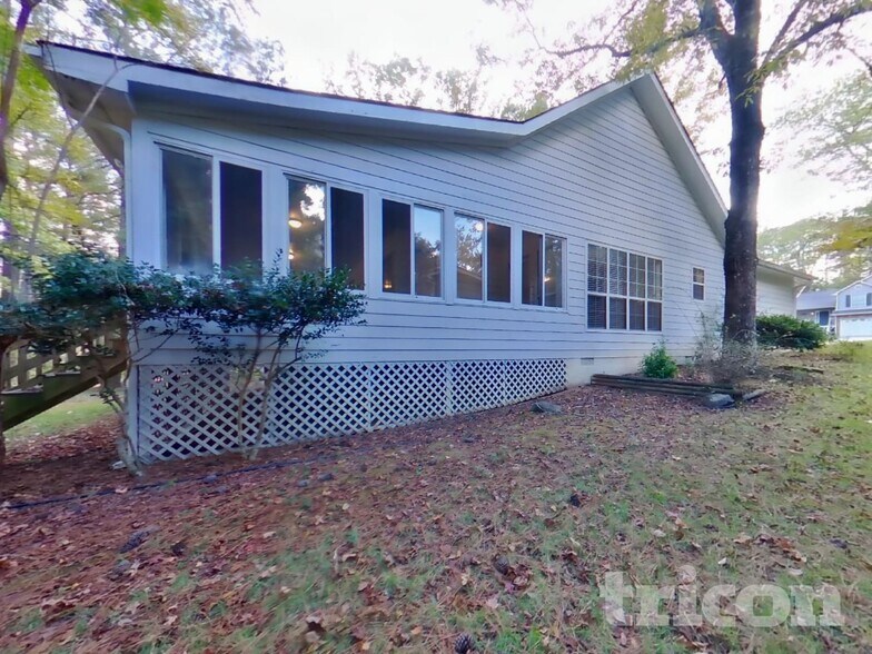 Building Photo - 4199 Green Ct