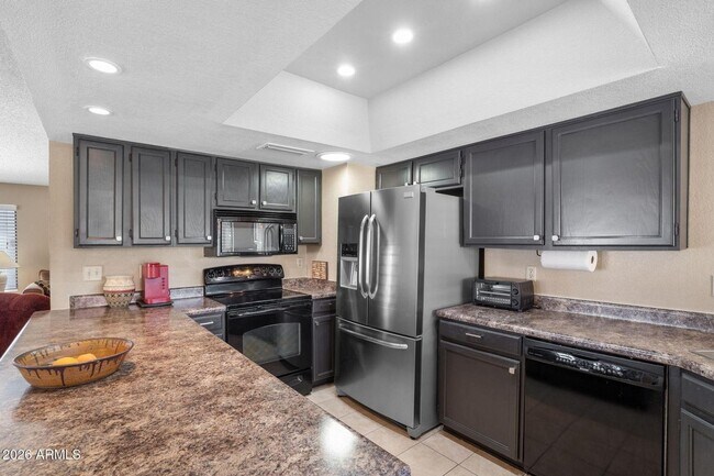 Building Photo - Discover comfortable living in this long term furnished or unfurnished home in Leisure World a 45...