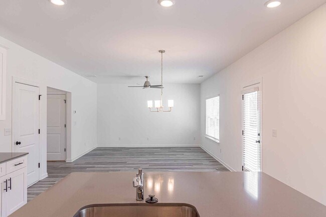 Building Photo - BRAND NEW SINGLE FAMILY HOME IN LOGANVILLE