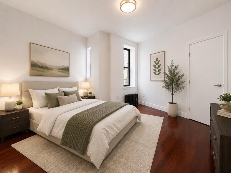 Building Photo - 607 W 137th St