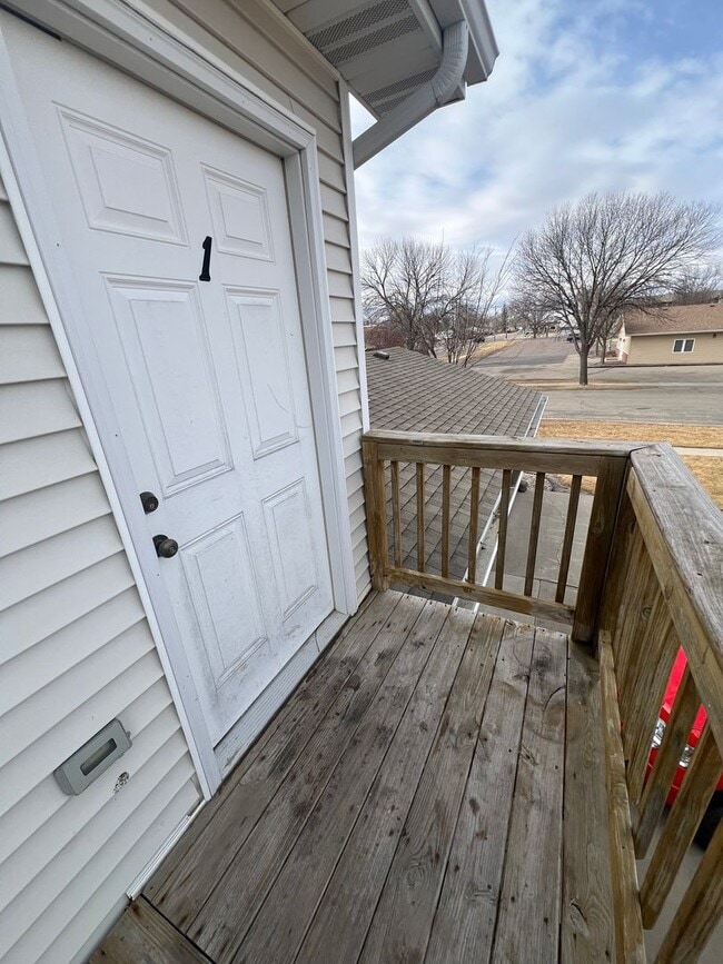 Building Photo - Northern Place Apartments 1