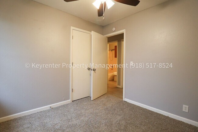 Building Photo - 3 Bedroom Gem in Union Schools! Available for Immediate Move In!