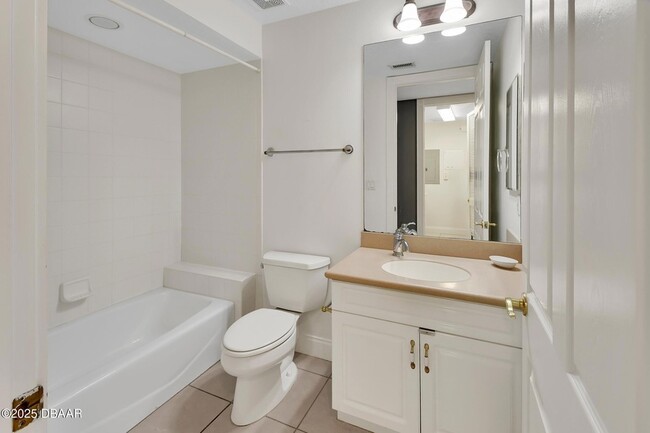 Building Photo - 4623 Rivers Edge Village Ln