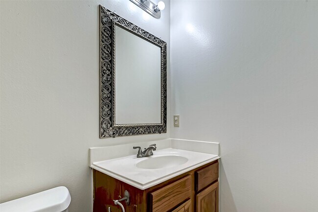 Building Photo - 9006 N Jewel Bend Ln