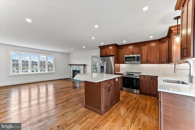 Building Photo - 919 S Concord Rd