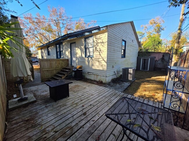 Building Photo - 1118 E 39th St