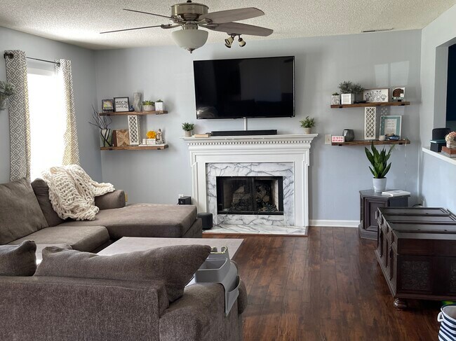 Building Photo - 4004 Arnst Way