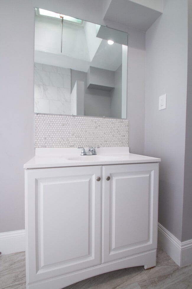 Building Photo - 3843 N Bouvier St