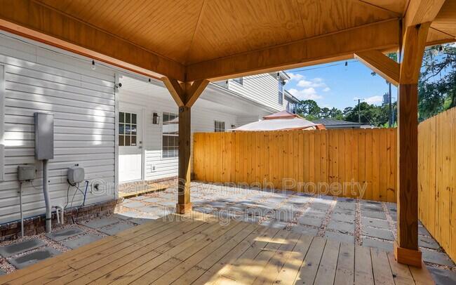 Building Photo - 11903 Apache Ave