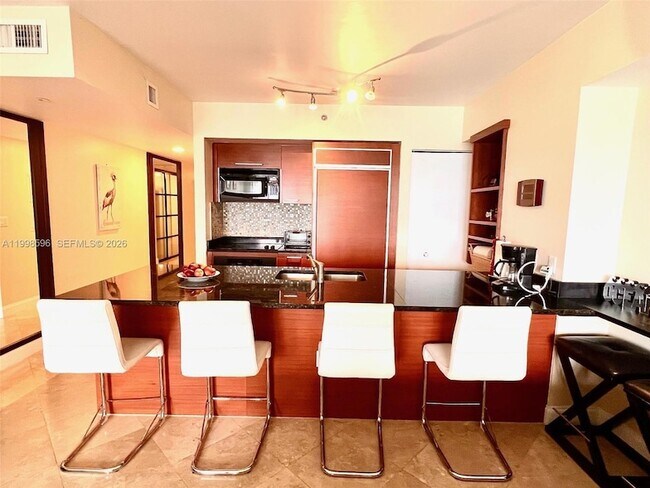 Building Photo - 1830 S Ocean Dr