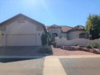 Building Photo - 5745 E Sunset Point Dr