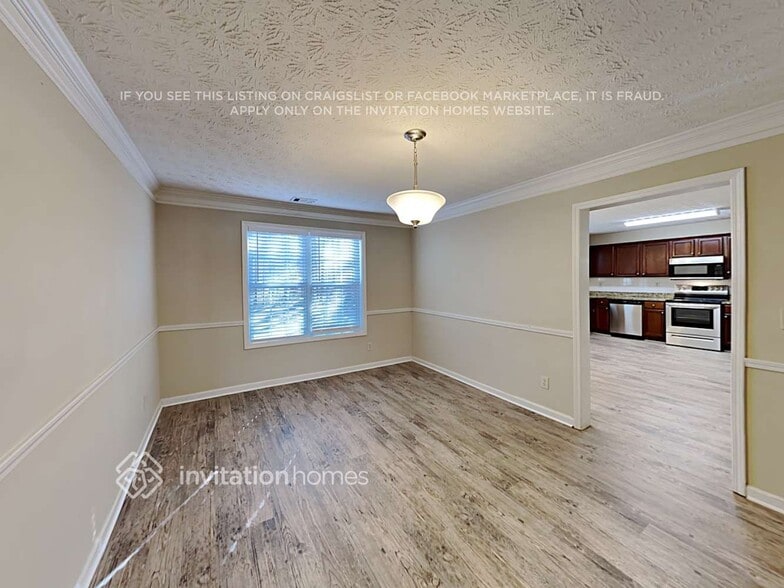 Building Photo - 3342 Kittery Dr SW