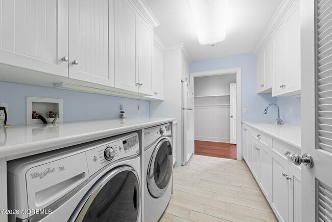 Building Photo - 954 Barnegat Ln