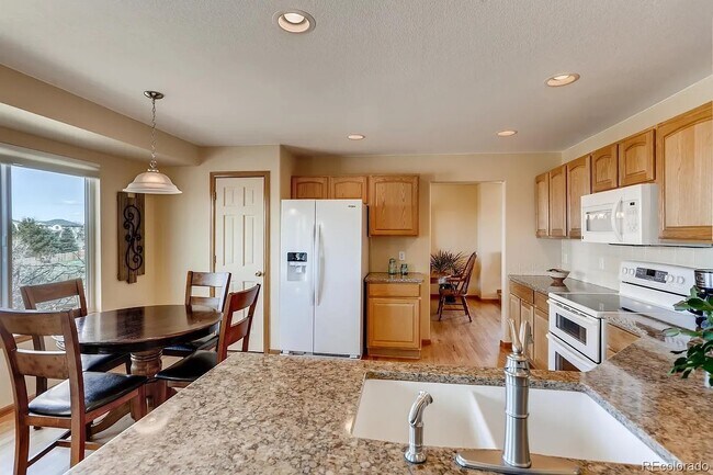 Building Photo - 22360 Quail Run Dr