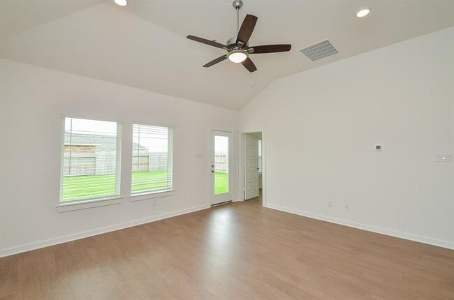 Building Photo - 1607 Blue Cypress Dr