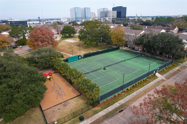 Building Photo - 14147 Misty Meadow Ln