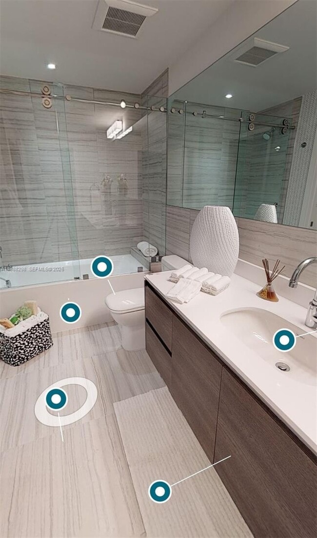 Building Photo - 301 Altara Ave