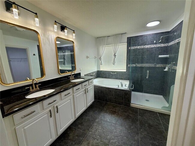 Building Photo - 2706 Monticello Way
