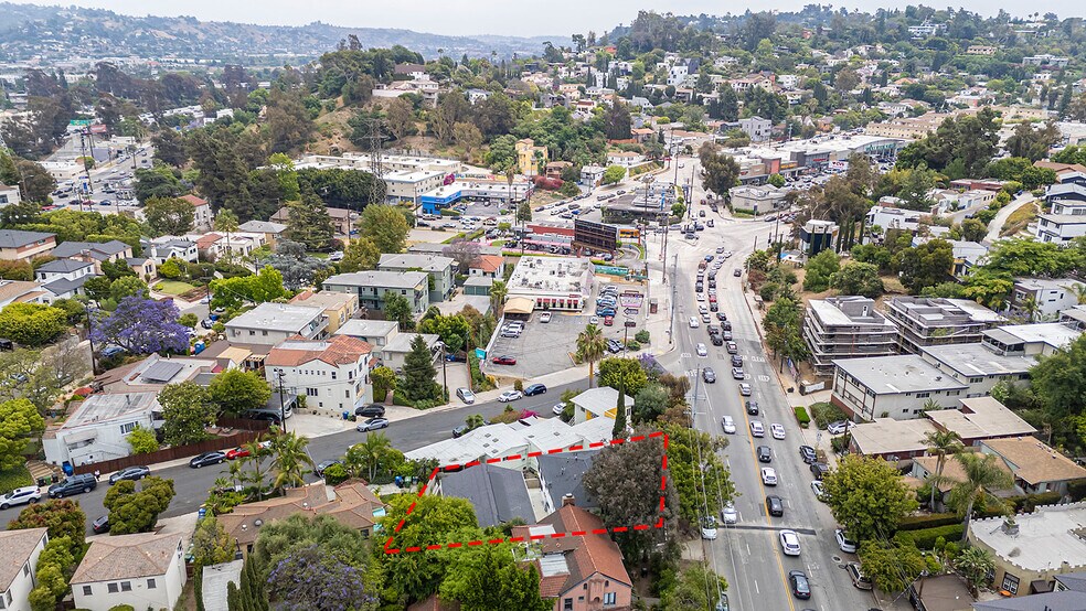 Building Photo - 2616 Glendale Blvd