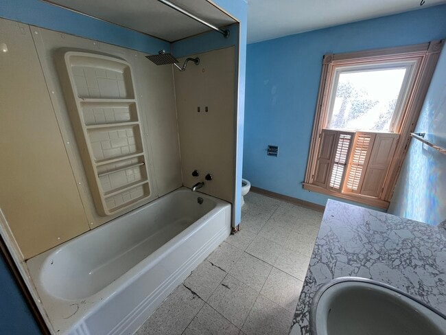 Building Photo - Herndon Apartments