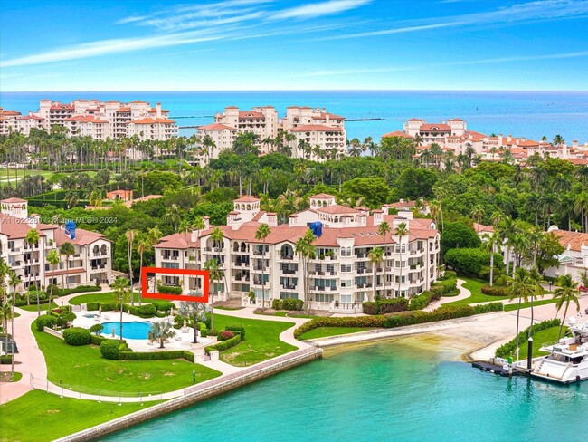 Building Photo - 2016 Fisher Island Dr