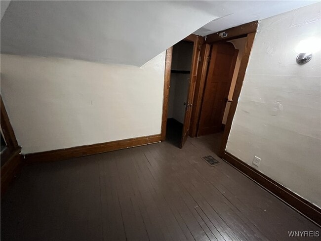 Building Photo - 168 Rodney Ave