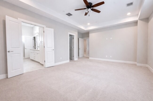 Building Photo - 10806 Warwana Rd