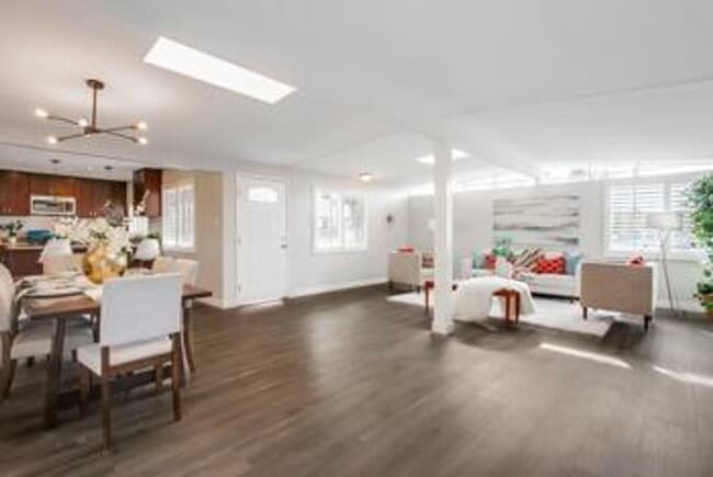 Building Photo - 3BR 2BA house for rent in prime Clairemont  location