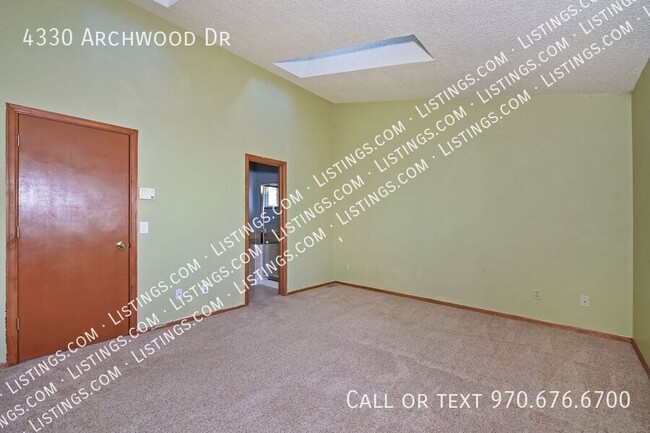 Building Photo - 4330 Archwood Dr