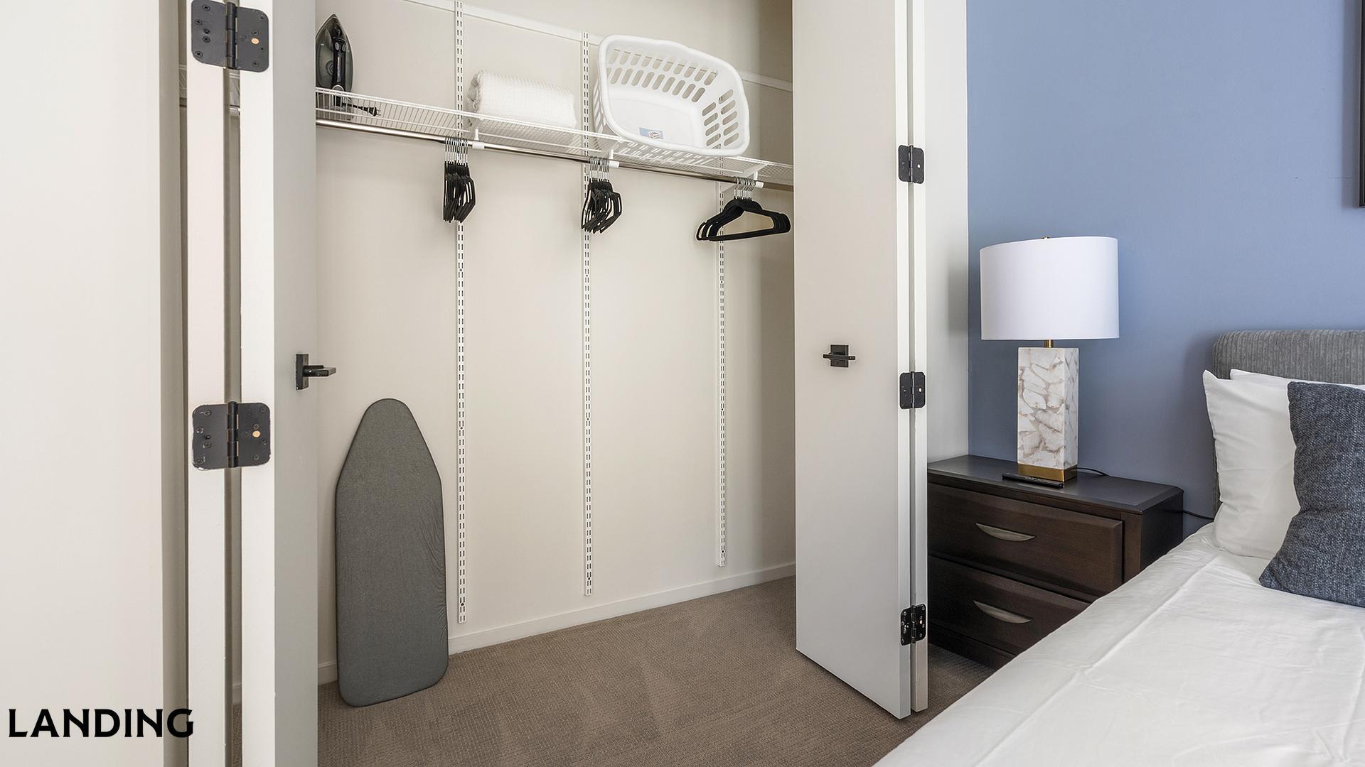 Building Photo - 143 E Commerce St