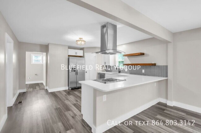 Building Photo - 212 E Bearden St
