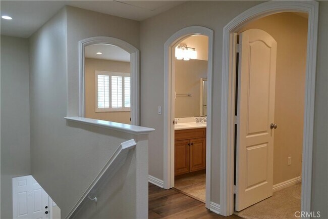 Building Photo - 11018 Evergreen Loop