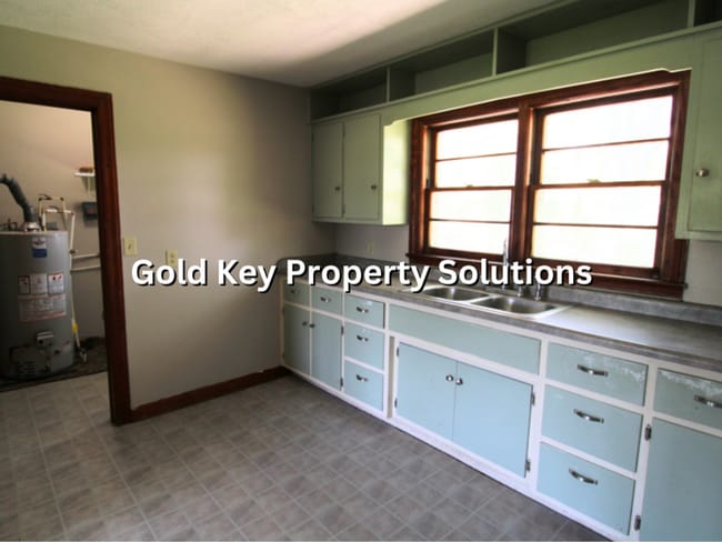 Building Photo - NORTH ANDERSON 3 BR 1 BA Brick Ranch with Central Air and Garage (NO SECTION 8)