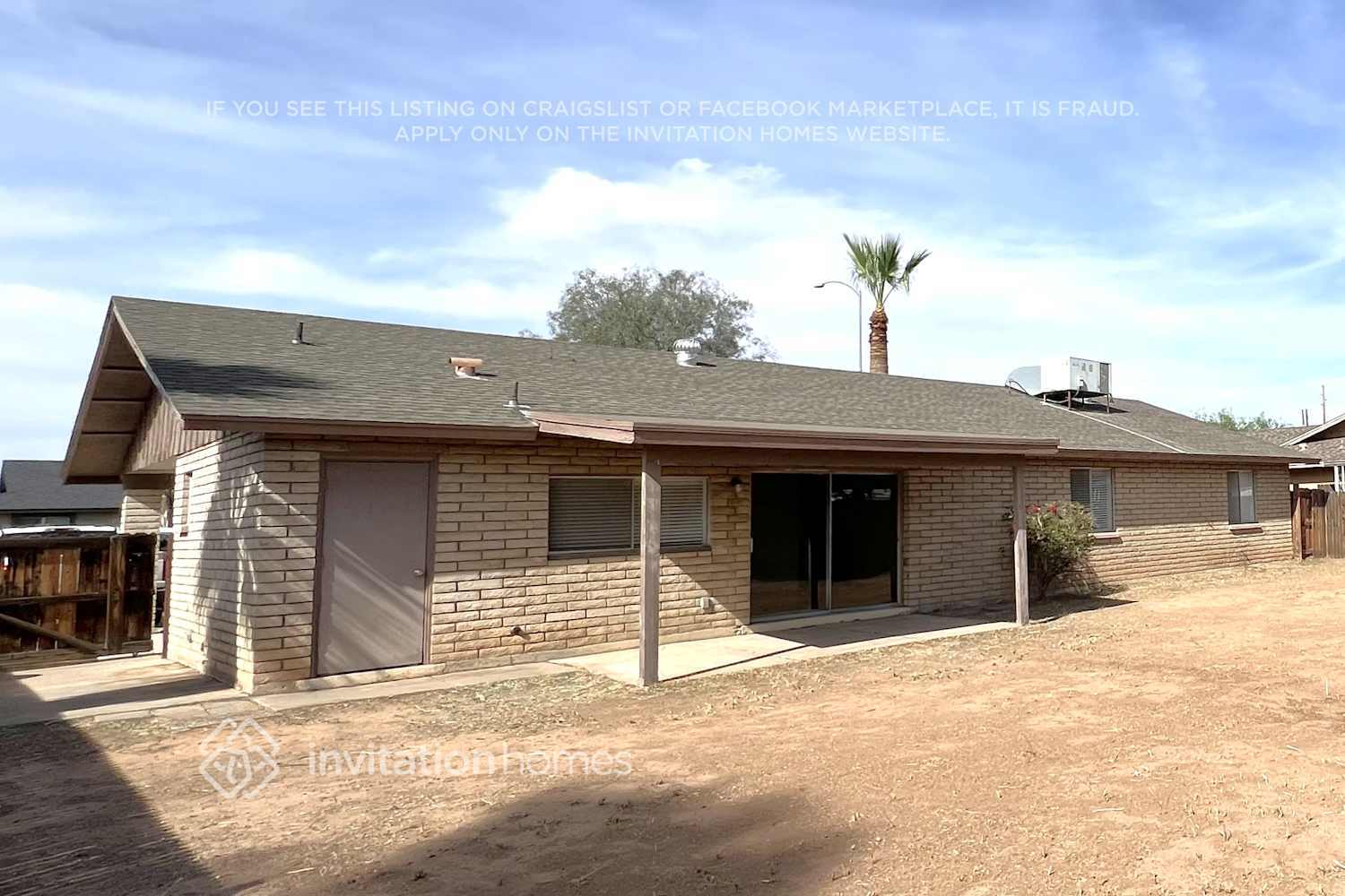 Building Photo - 1129 E Hampton Cir