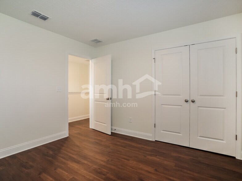 Building Photo - 84 Elcano Ln