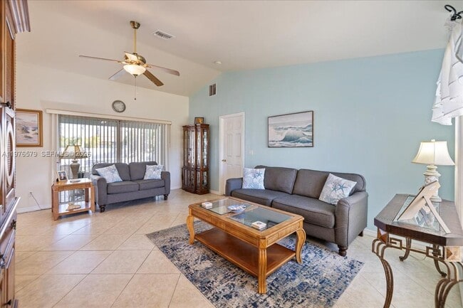 Building Photo - 1205 SW 29th Terrace