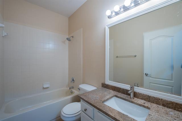 Building Photo - 2117 Michelle Creek Dr