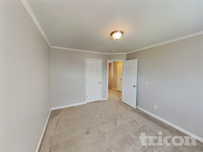 Building Photo - 5931 Bluestem Cir