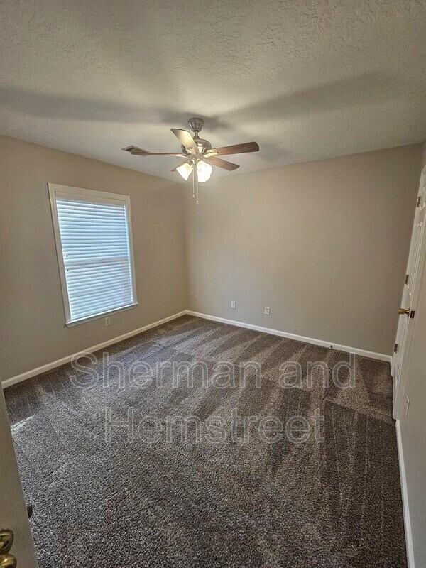 Building Photo - 2195 Bridgeton Rd