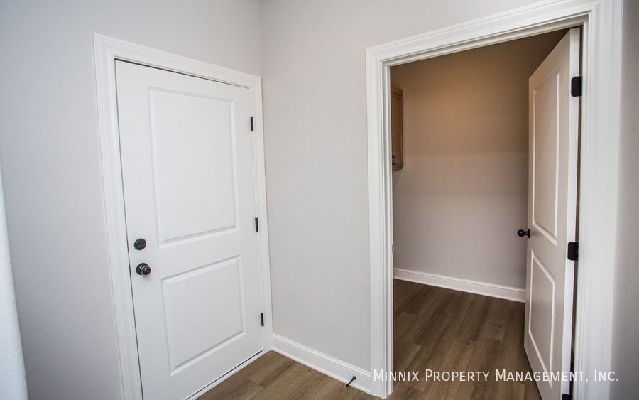 Building Photo - 2548 137th St