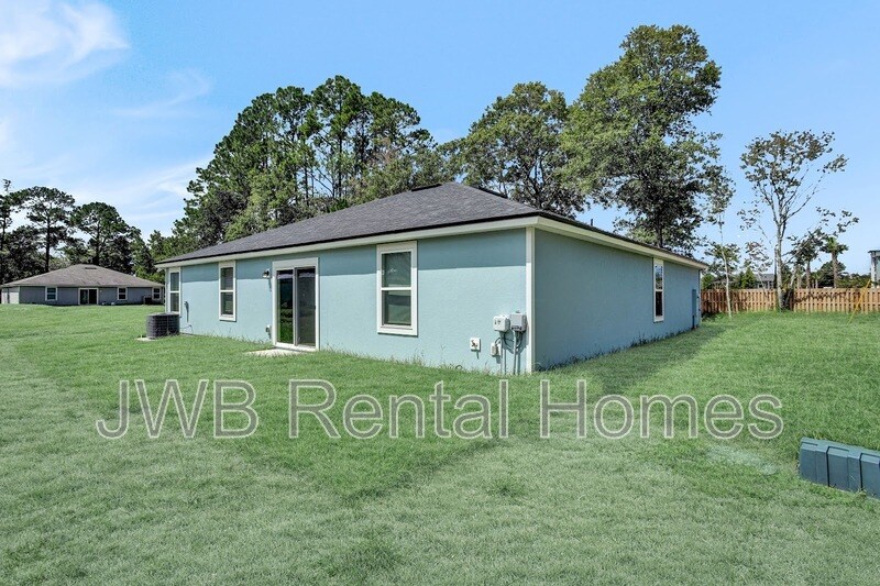 Building Photo - 14339 Gossett St
