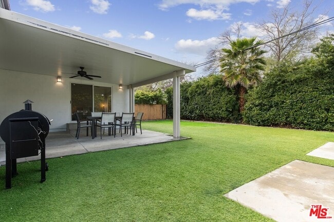 Building Photo - 6565 Randi Ave