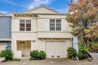 Building Photo - Charming Two-Bedroom Home in Miraloma Park...