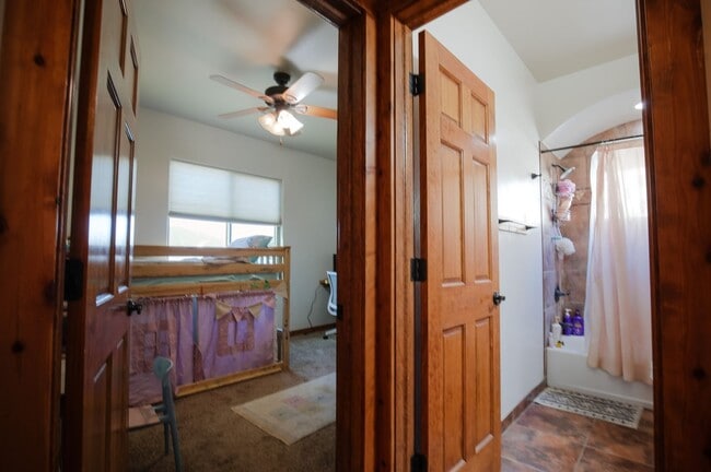 Building Photo - Roomy 4 bedroom Home with Solar Panels